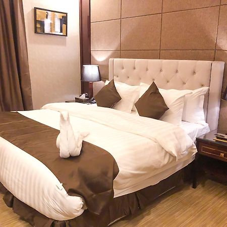 Holiday Khaleej Riade Exterior foto